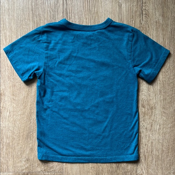 The Children’s Place Boys Bundle of Graphic Tees Size 4T - Picture 13 of 17
